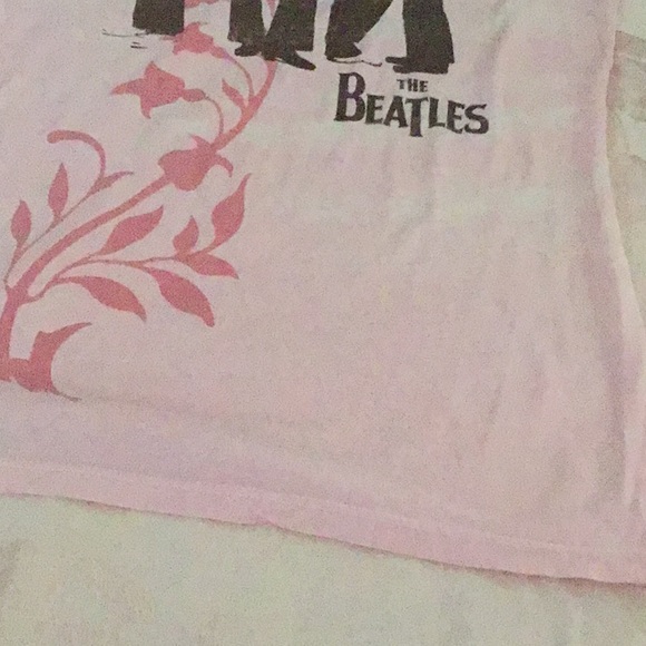 Beatles TShirt from the Mirage Hotel - Picture 5 of 6